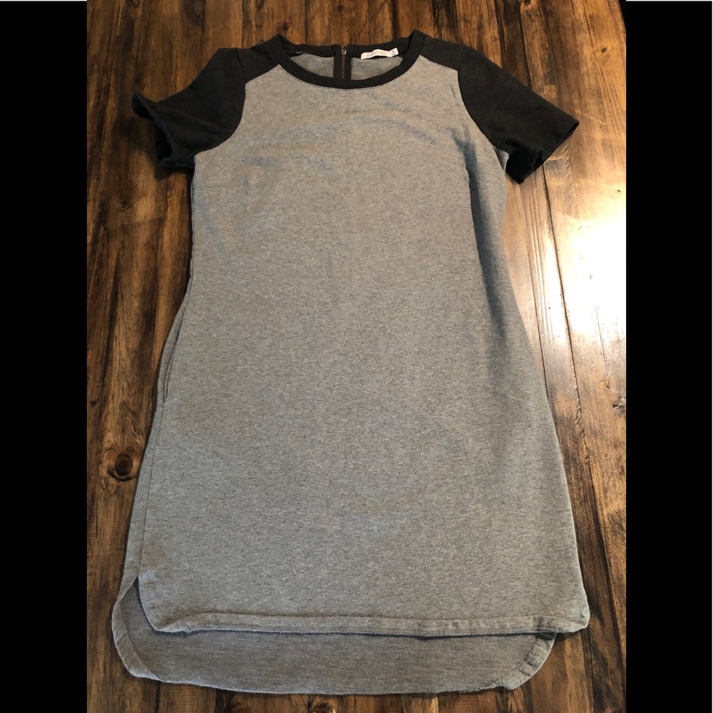 Kenneth Cole Reaction t-shirt dress